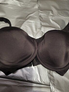OLGA WOMANS BRA SZ 36D